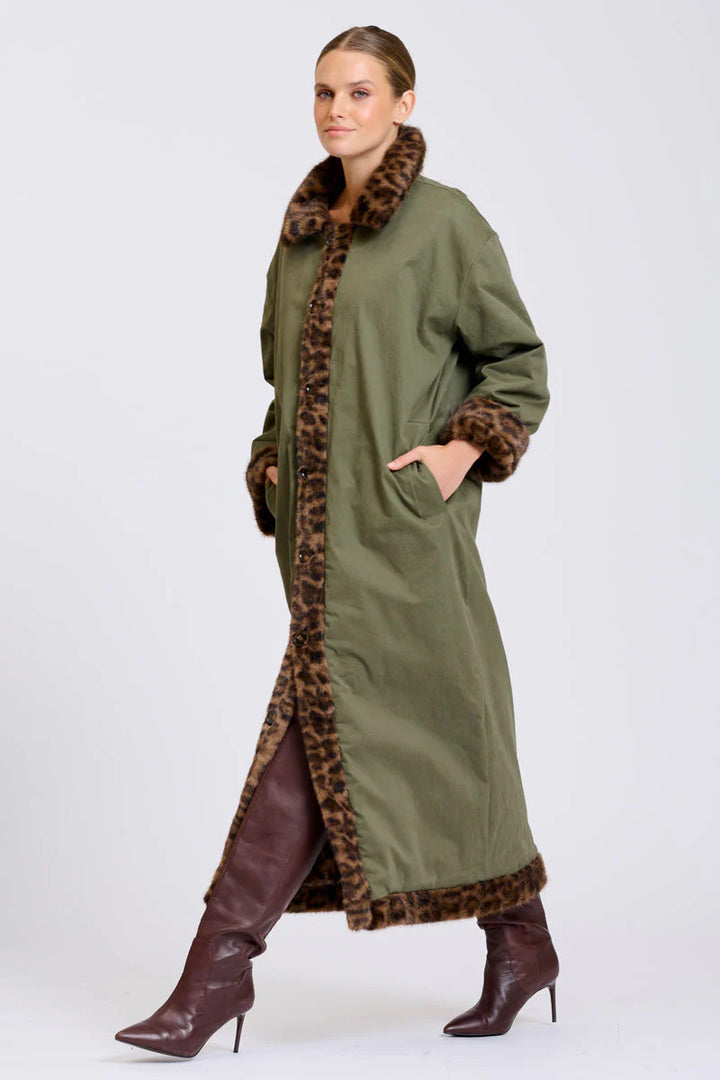 Leopard Fur/Reversible Coat