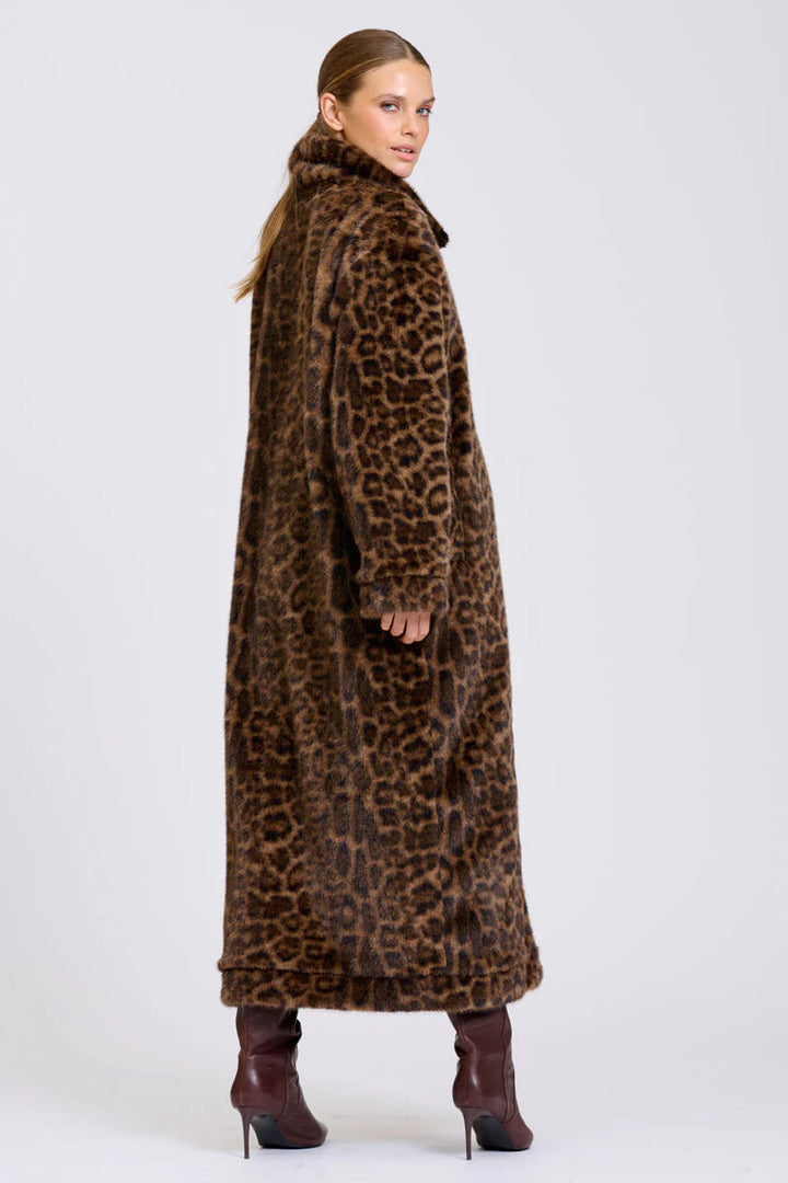 Leopard Fur/Reversible Coat