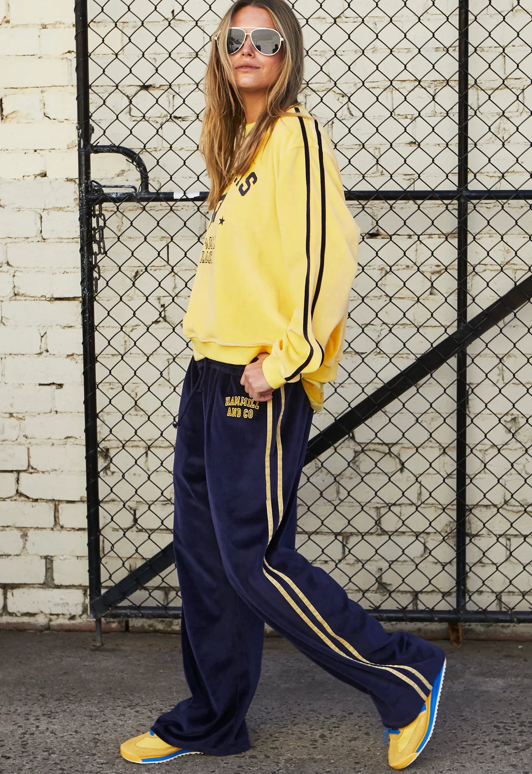 URBAN VELOUR SWEAT