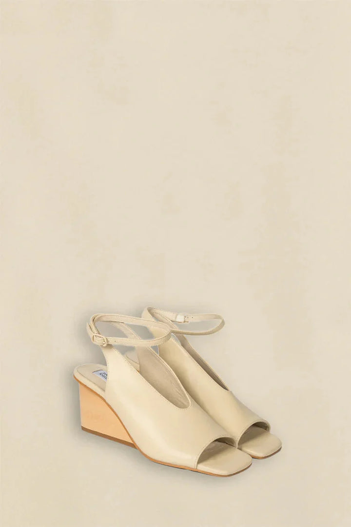 Gala Wedge
