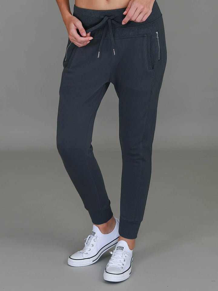 Byron Jogger - Charcoal