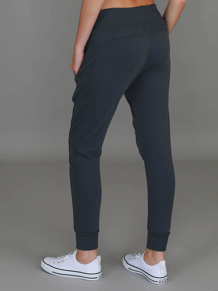 Byron Jogger - Charcoal