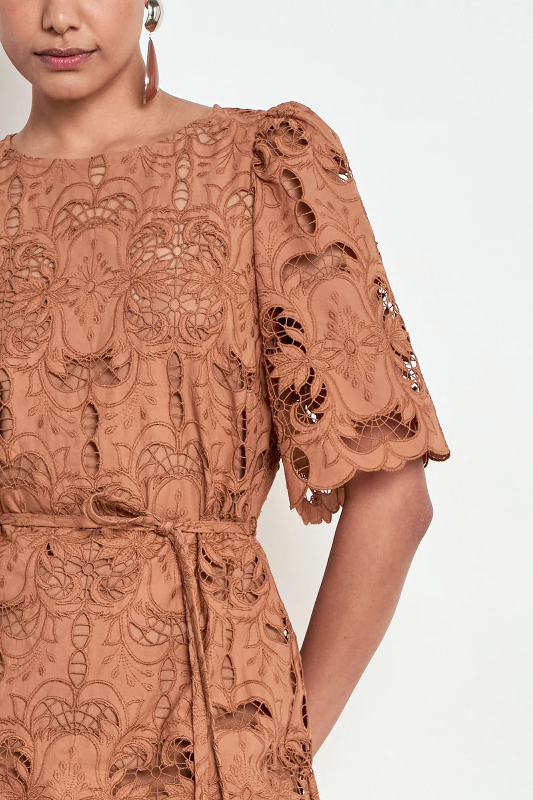 Guide Dress