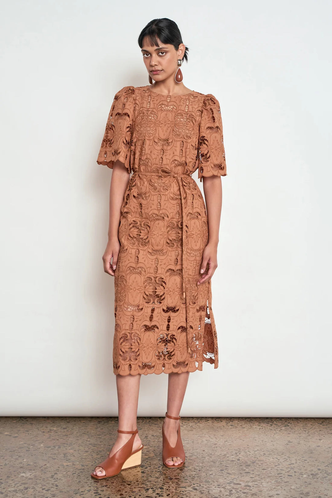 Guide Dress