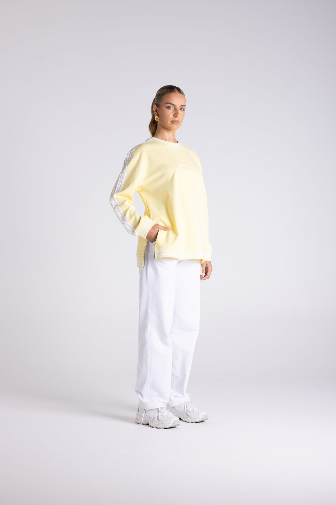 Mia Logo Sweat