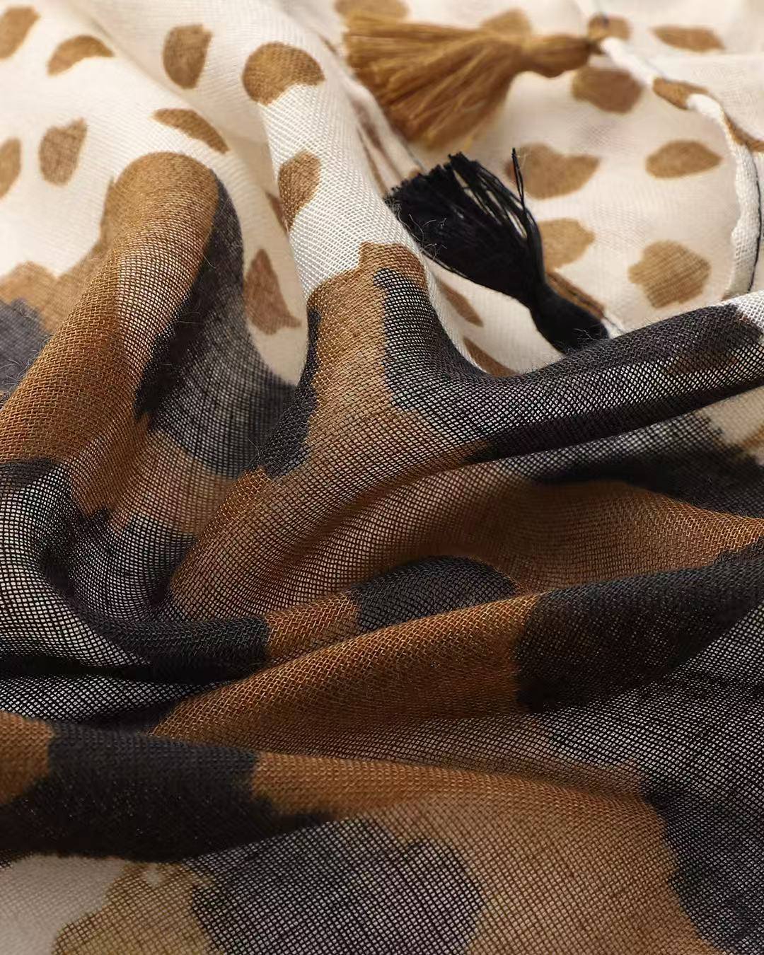 Roxy Leopard &amp; Spot Scarf