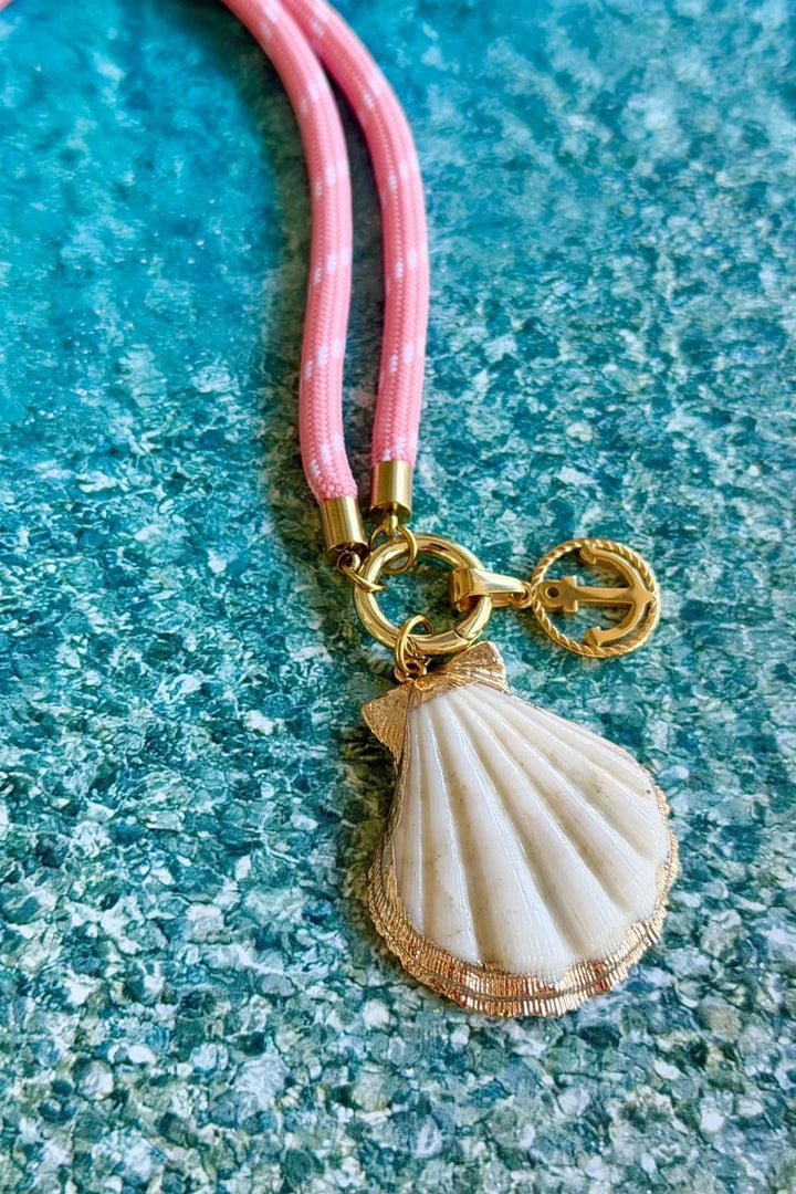 Rosa Conchiglia Rope Necklace