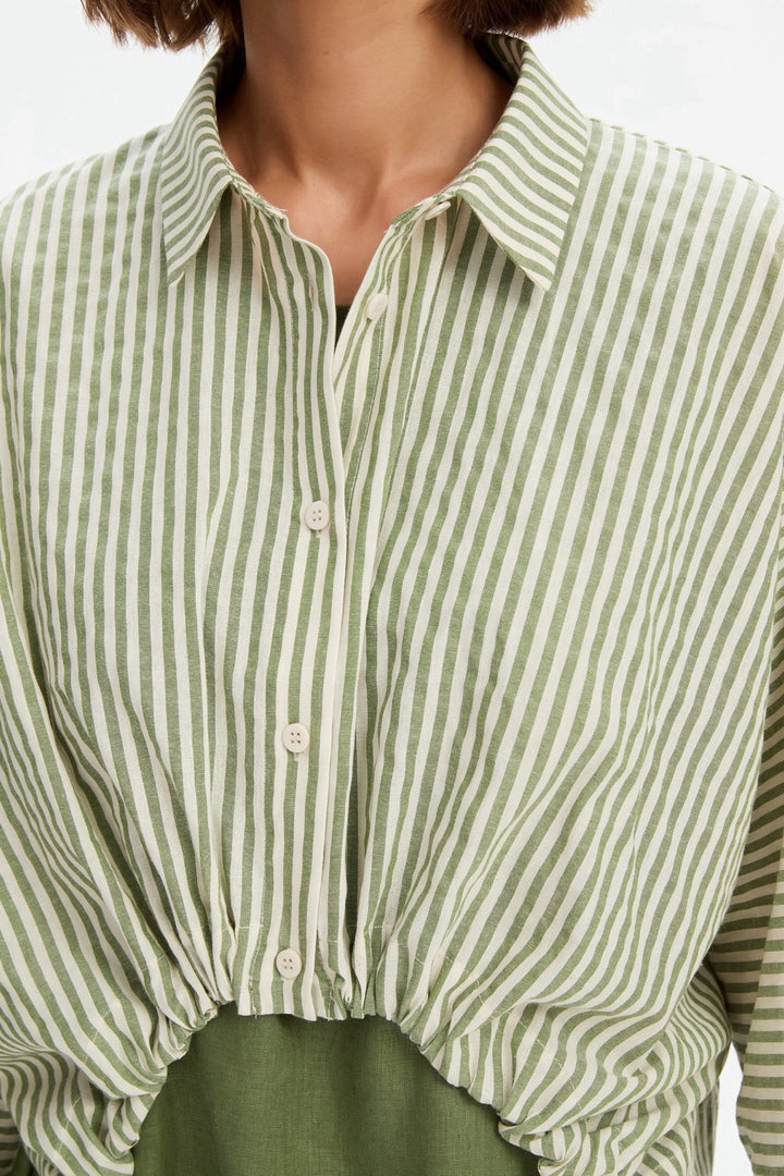 Wide Crop Stripe Overshirt