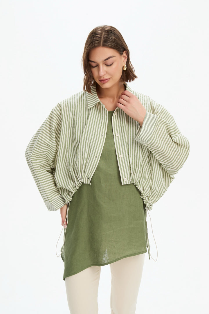 Wide Crop Stripe Overshirt