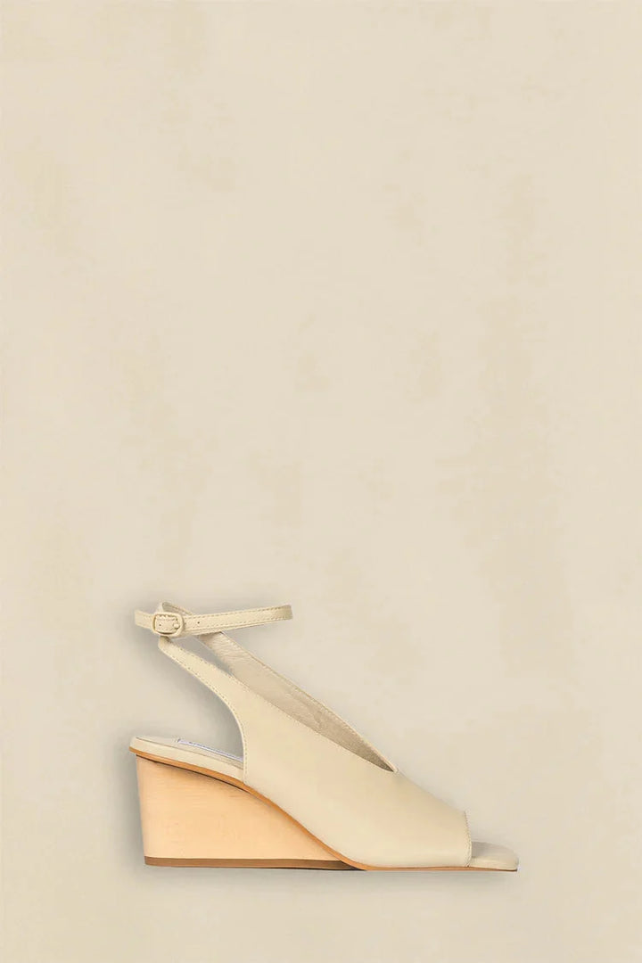 Gala Wedge