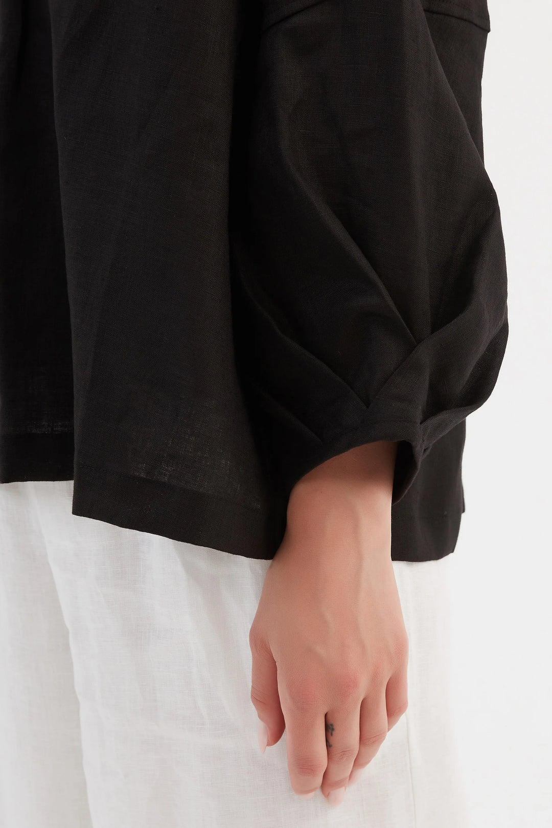 Bishop L/S Linen Top