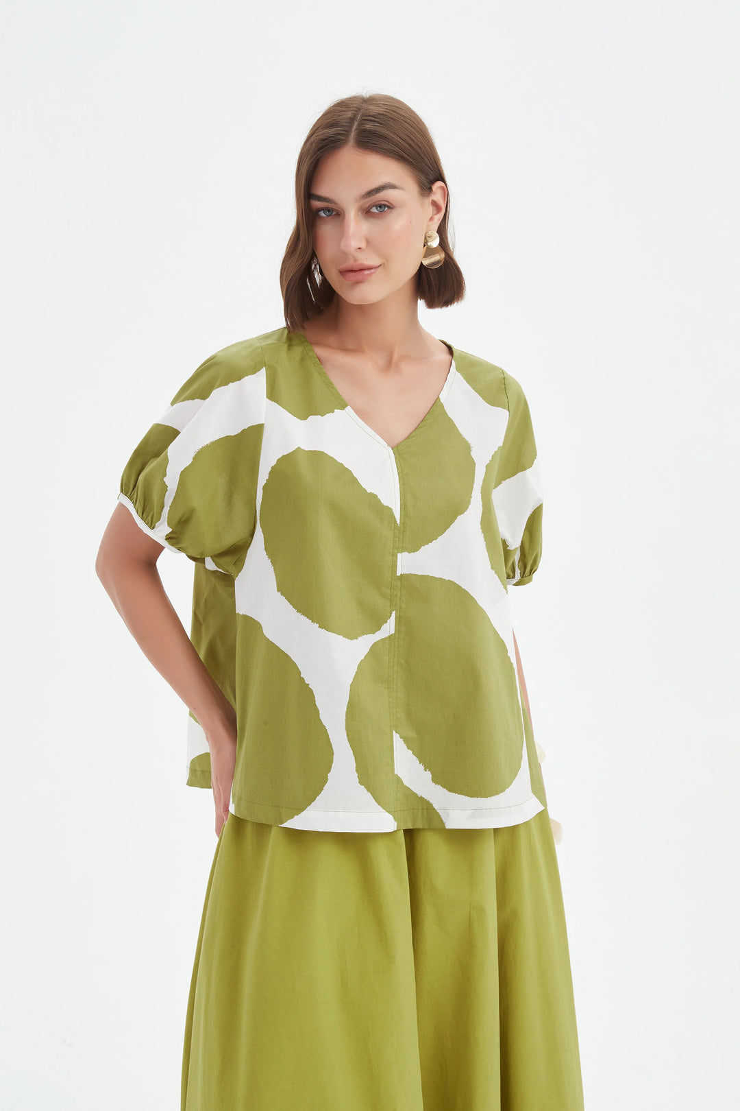 V Neck Bishop Sleeve Poplin Top