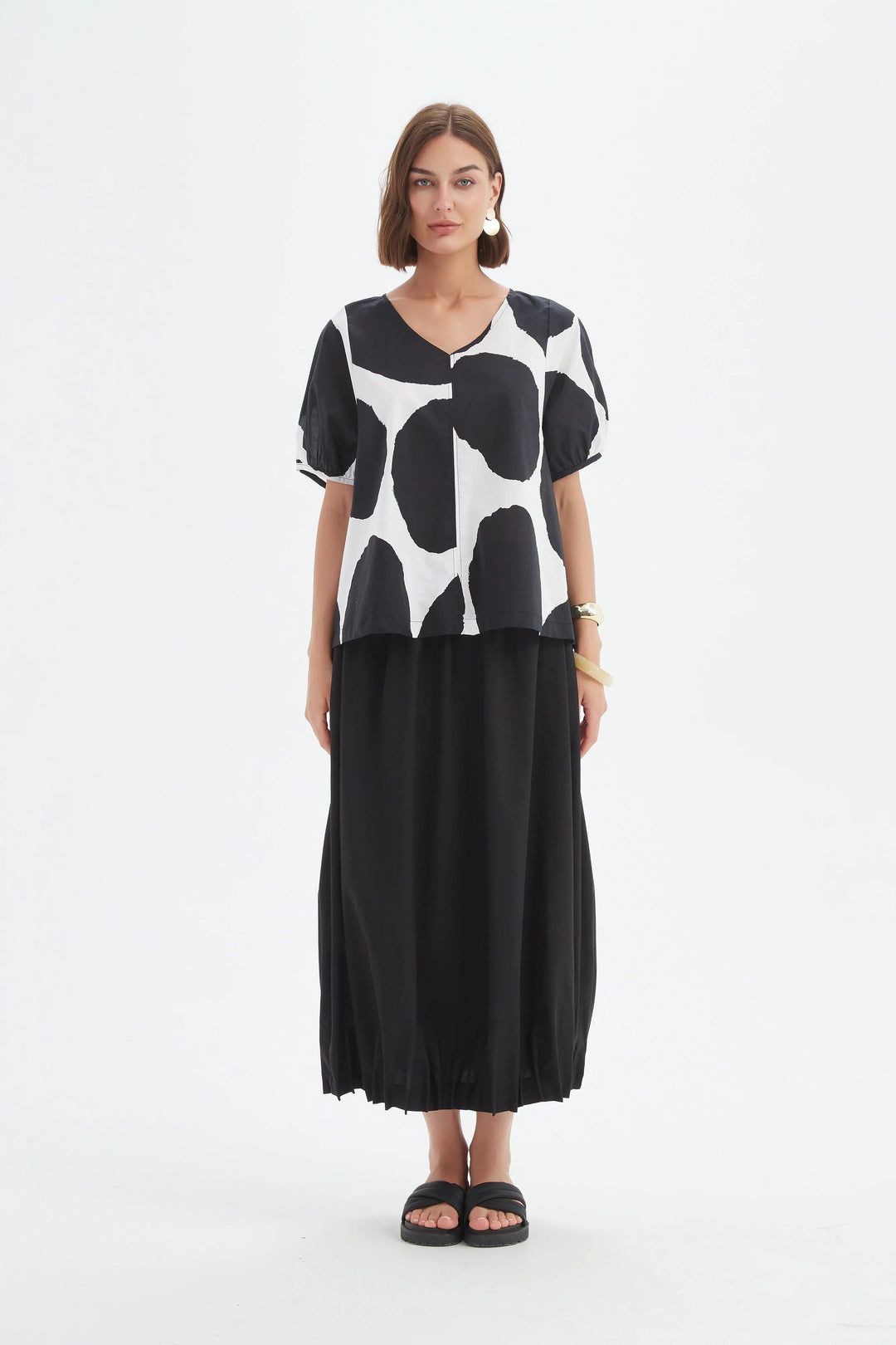 V Neck Bishop Sleeve Poplin Top