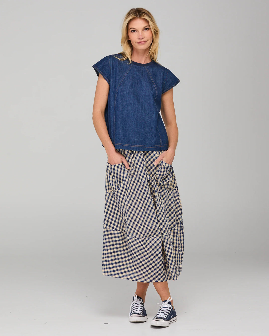 Guru Skirt- Navy S/Sucker