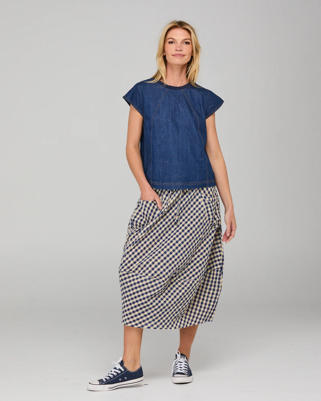 Guru Skirt- Navy S/Sucker