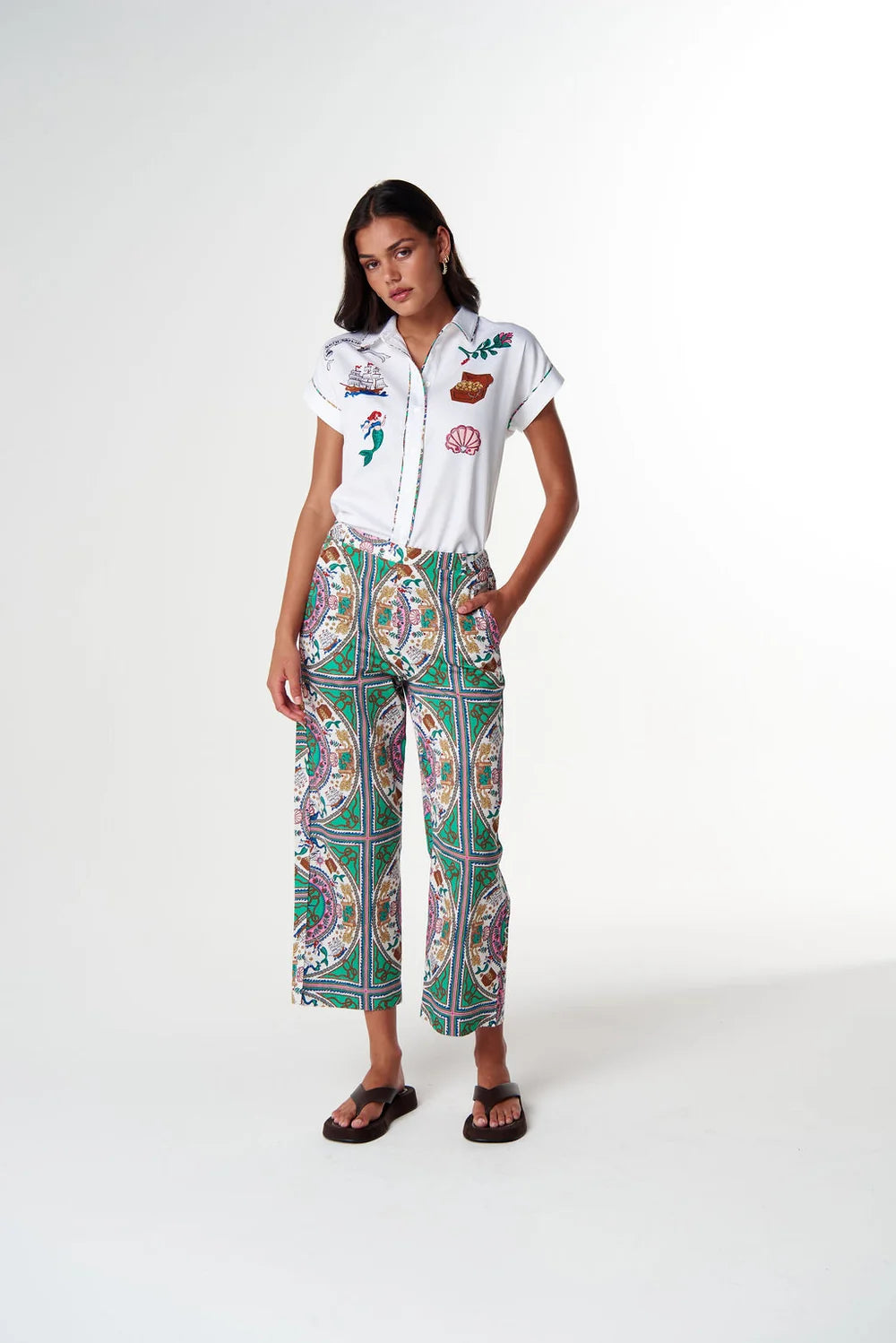 Straight Leg Cropped Pant