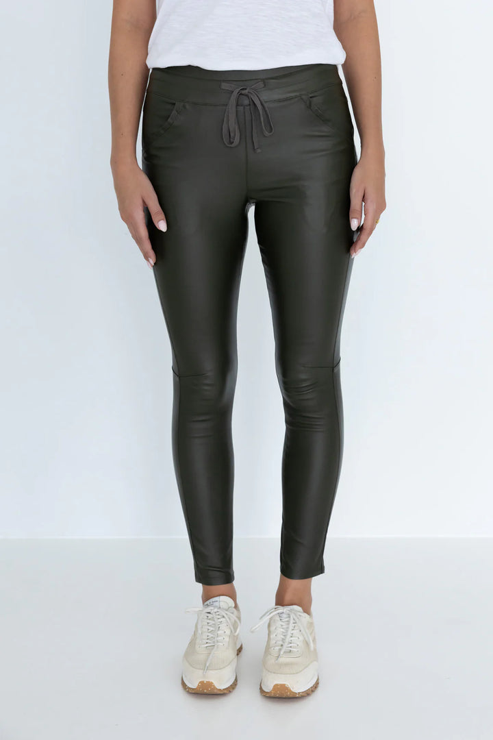 Status Pant