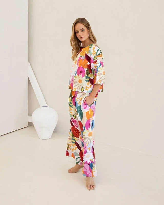 Bloom Burst Split Leg Pant