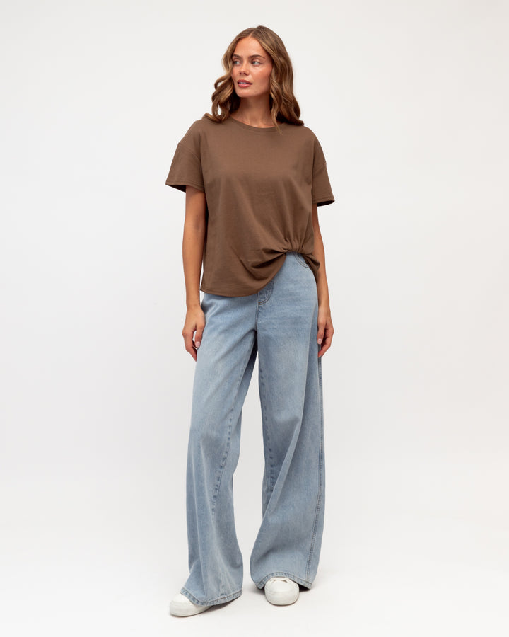 Easy Tuck Tee