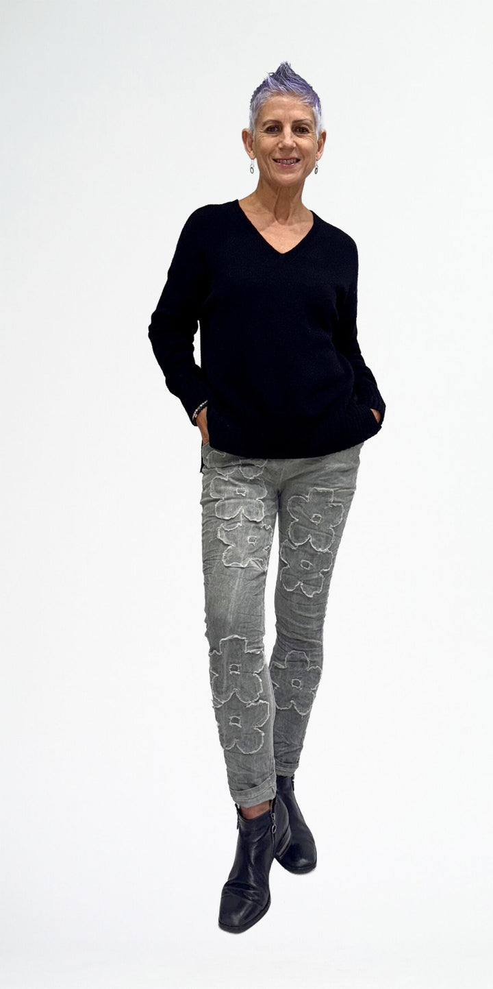 Flower Applique Khaki Pants