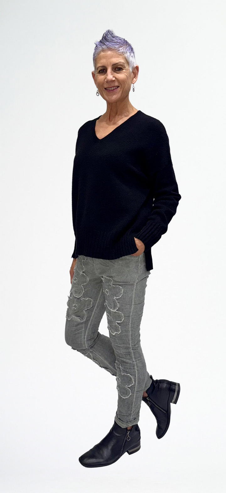 Flower Applique Khaki Pants