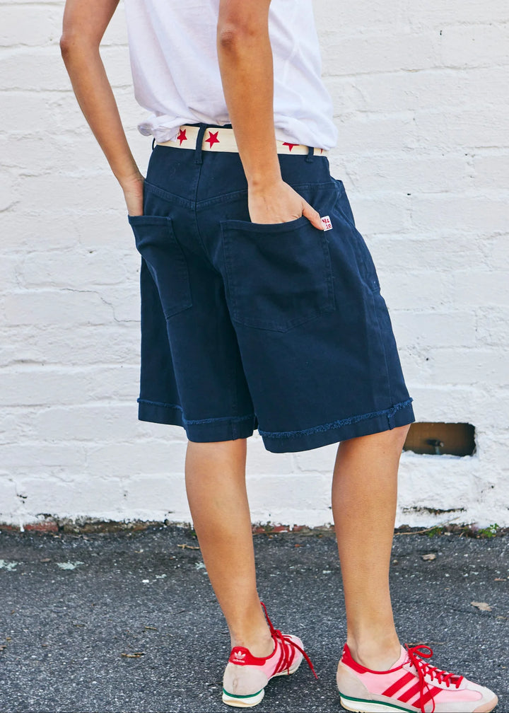 NEW WEEKEND STRETCH SHORT - NAVY