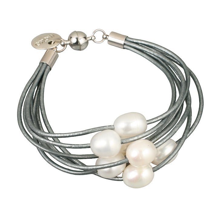 7 strand leather/pearl bracelet