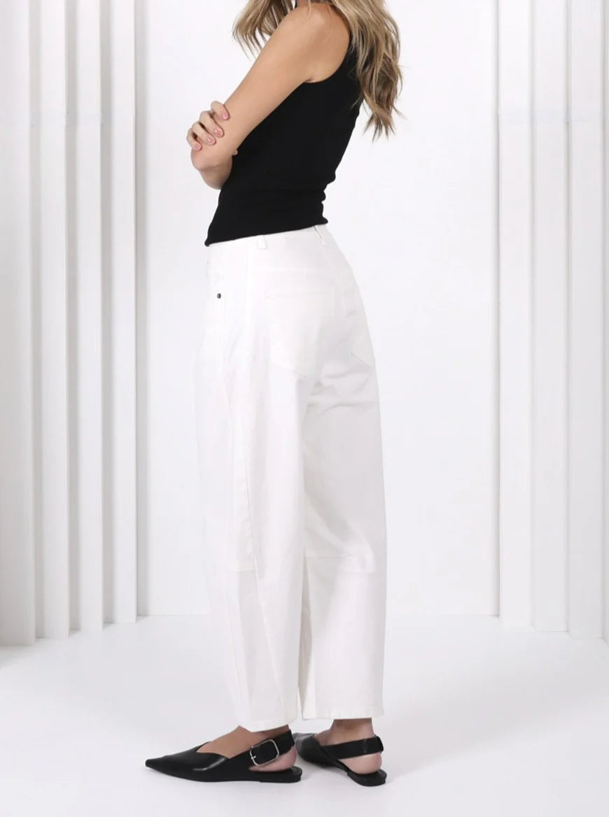 Toni Barrel Jeans