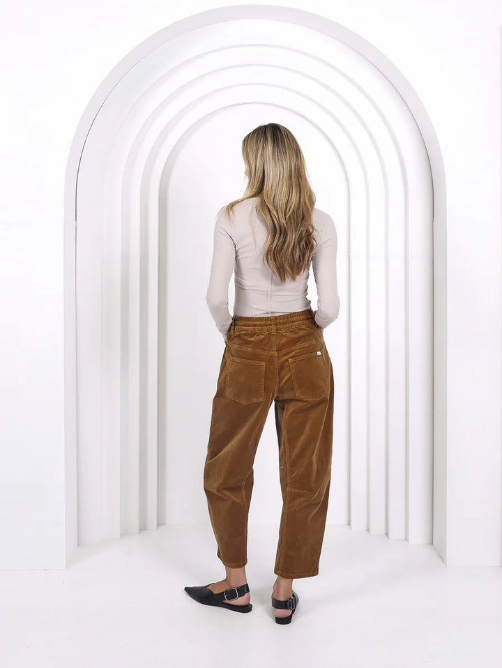 Leo Barrel Cord Jeans