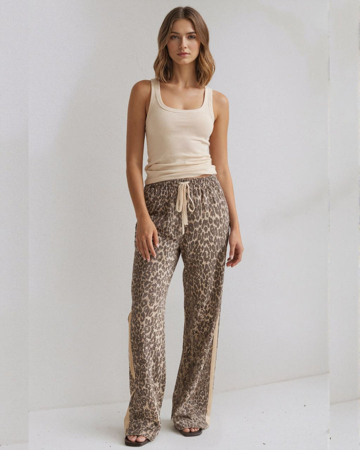 Washed Leopard Jean