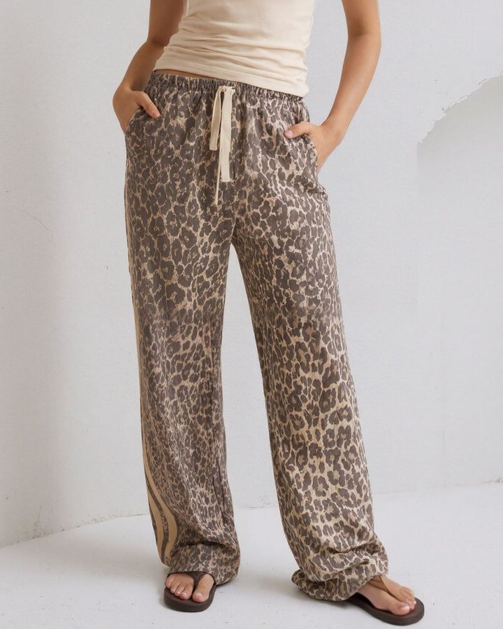 Washed Leopard Jean