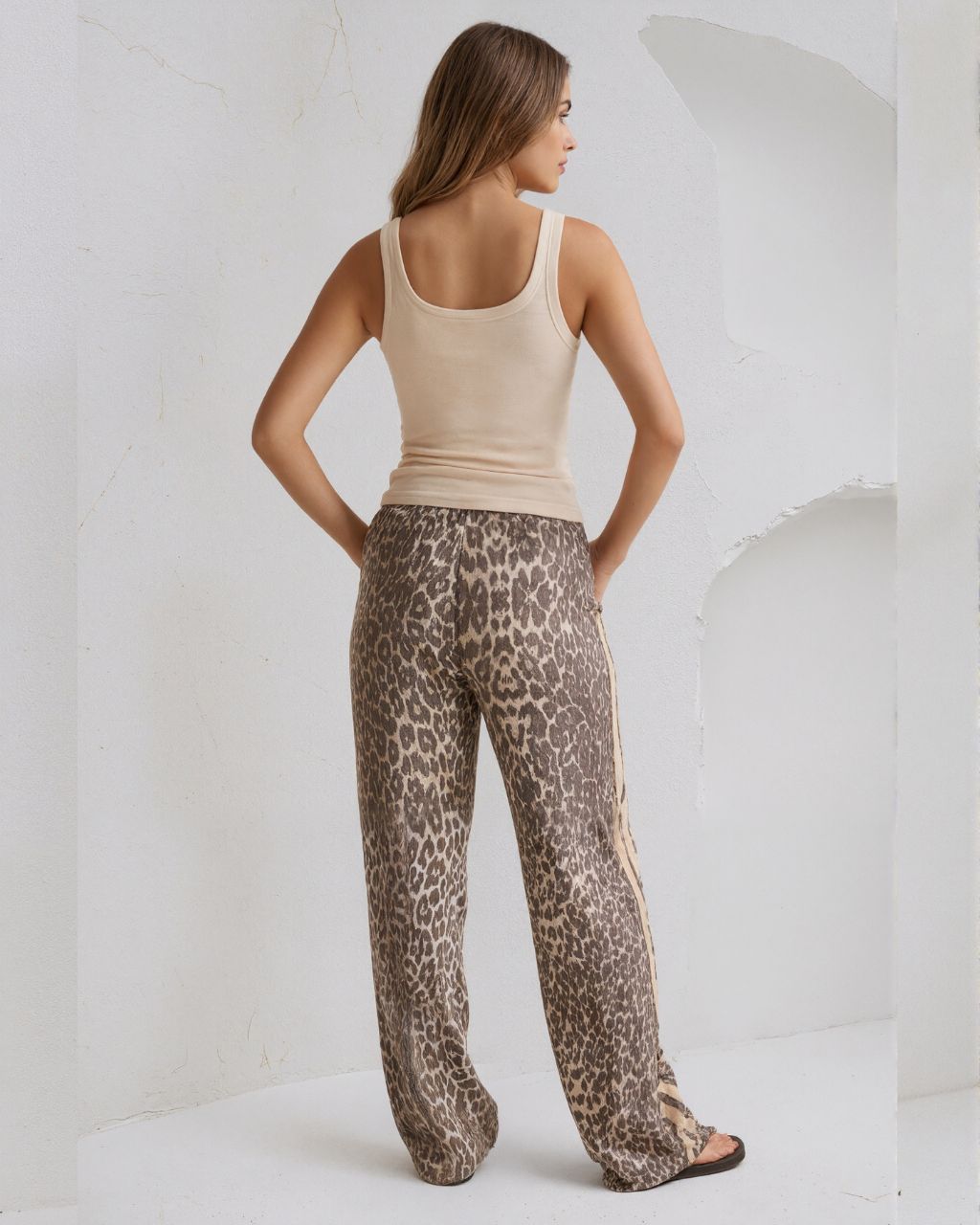 Washed Leopard Jean