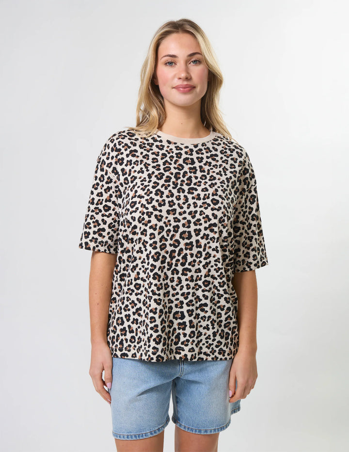 Porter Tee- Leopard