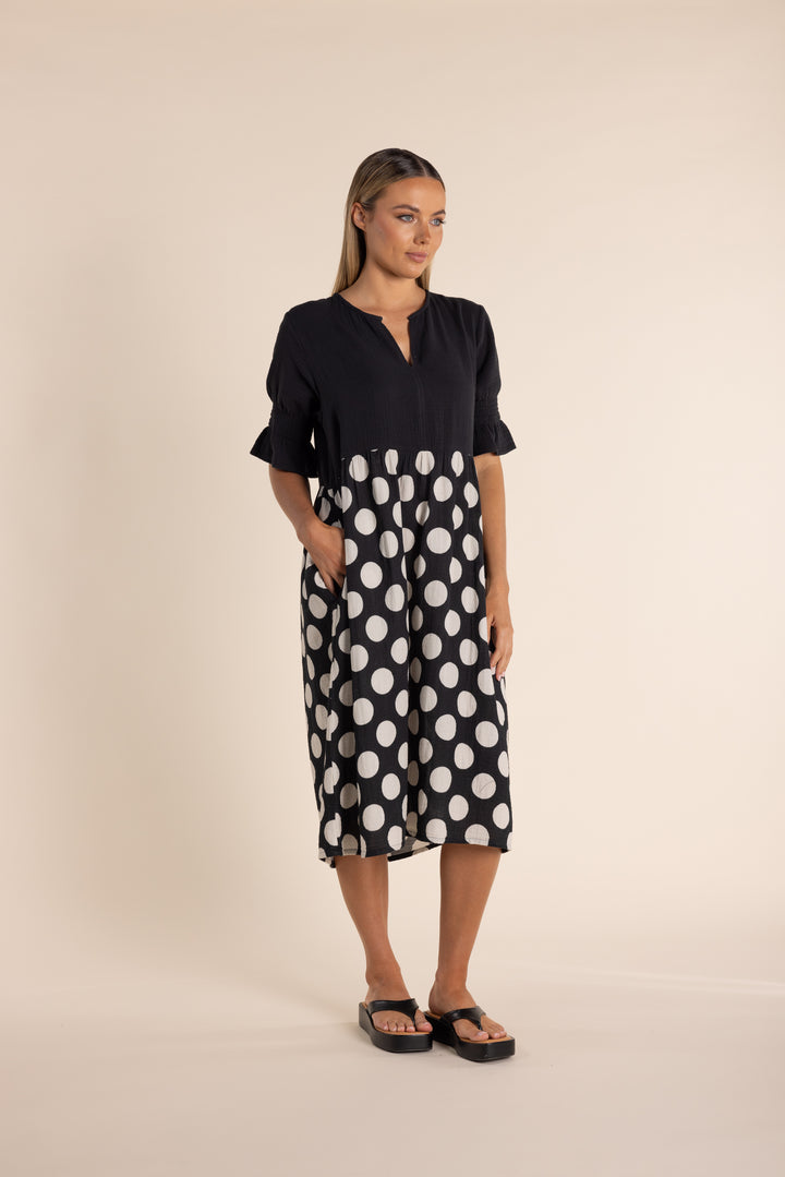 Spot Print Dress w Sleeves