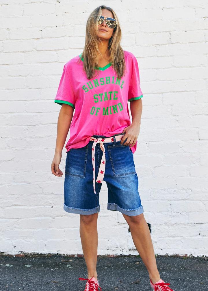 WEEKEND STRETCH SHORT