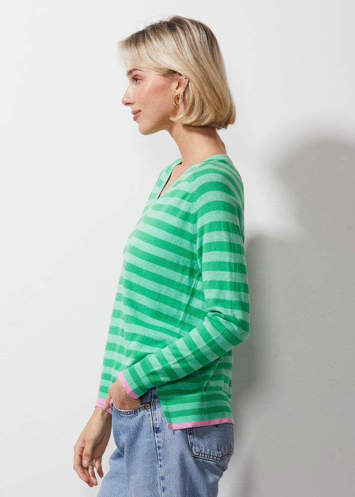 Essential Stripe V