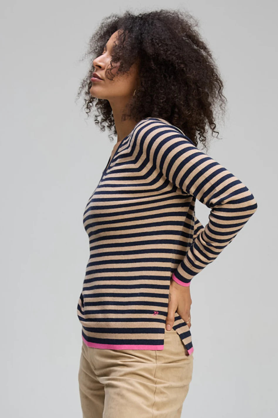 Stripe V Essential Jumper