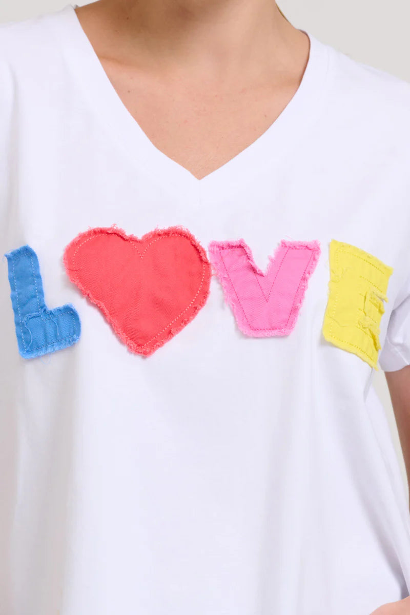 Love T shirt