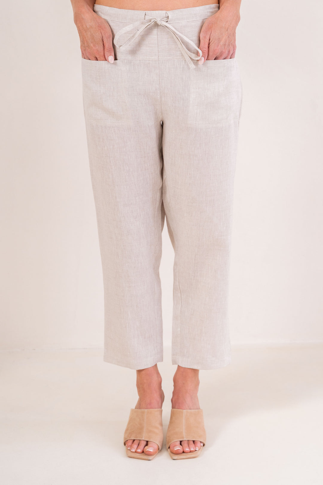 7/8 Drawstring Linen Pant