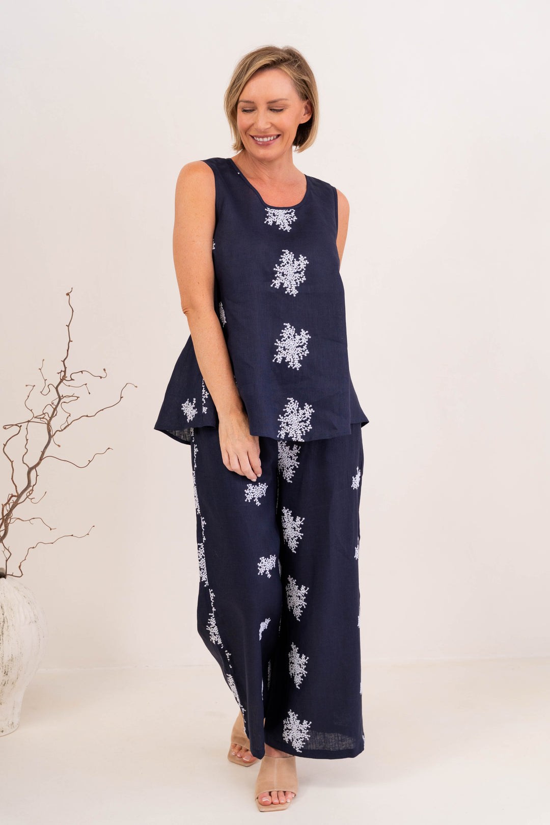 Linen 7/8 Drawstring Pant