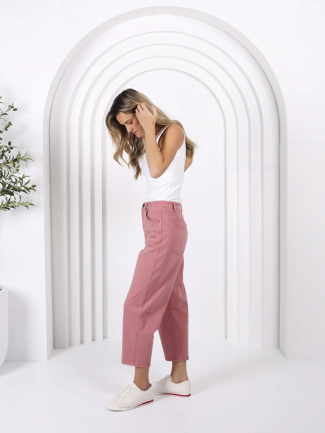 Toni Barrel Jeans